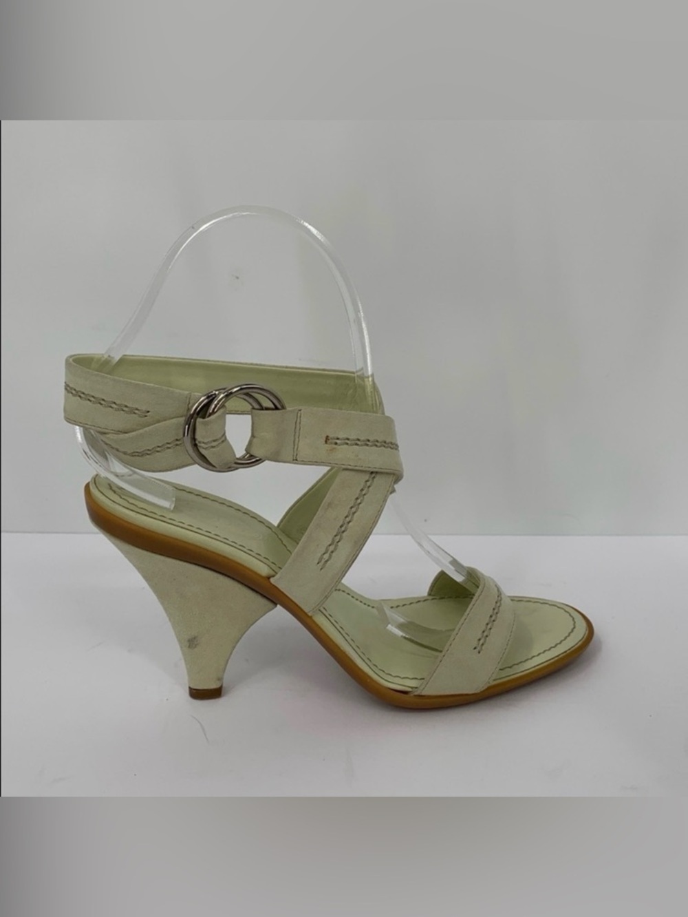 TODs strappy heel sandals light green suede pyramid heel ankle strap 37 7
